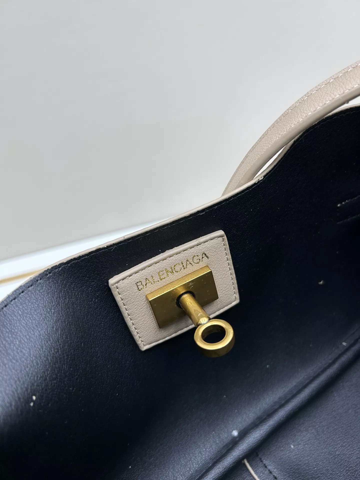 Fashionable 1257 Balenciaga AAA Quality Shoulder Bags For Women