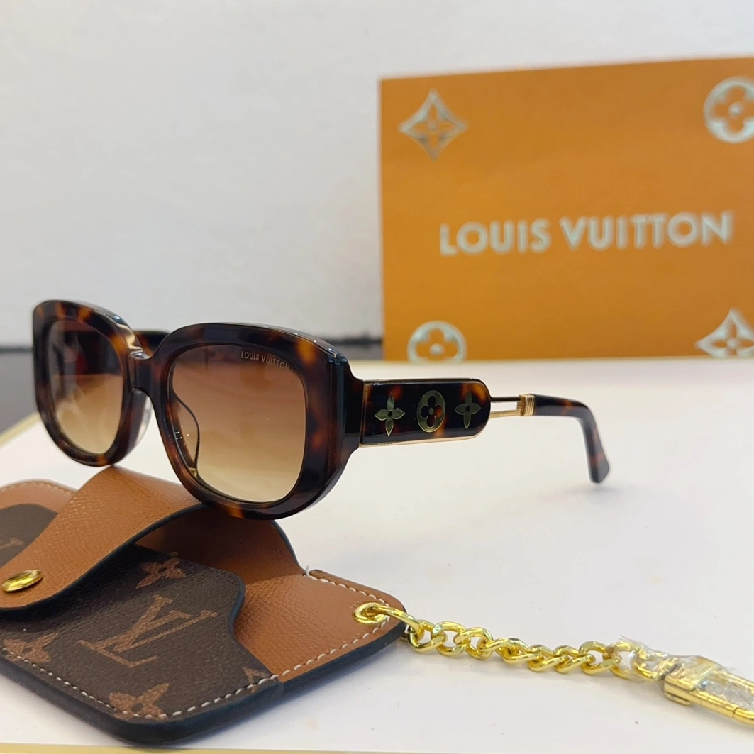 Fashionable 126 Louis Vuitton AAA Quality Sunglasses