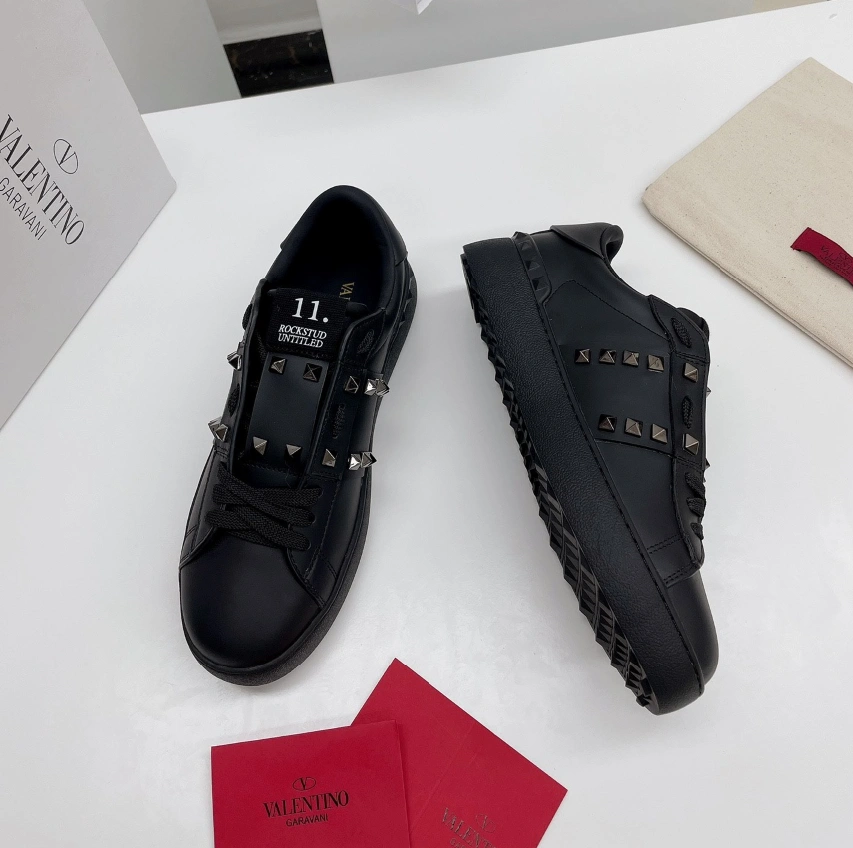 Fashionable 1358 Valentino Casual Shoes For Women