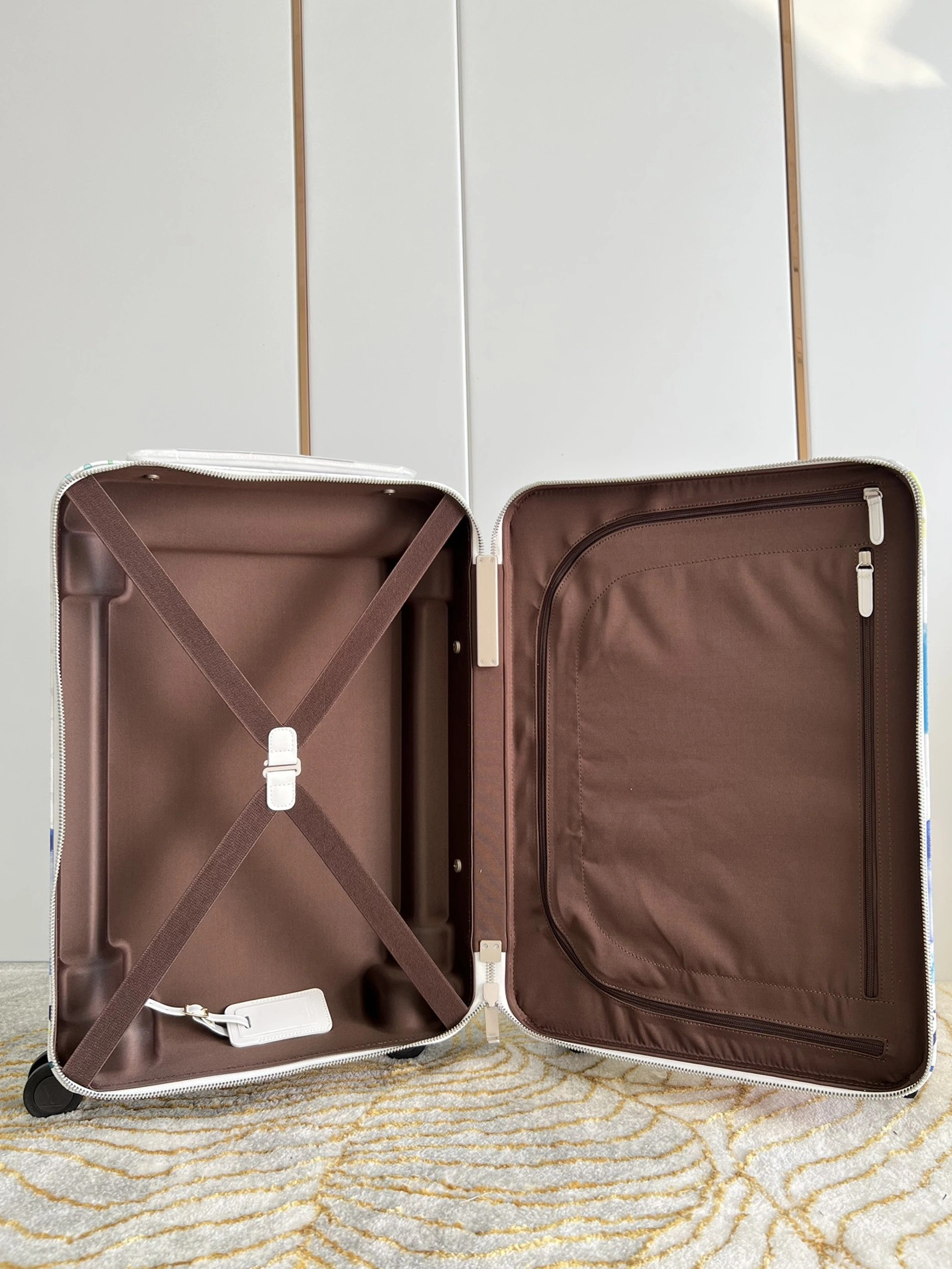 Fashionable 1514 Louis Vuitton Luggage