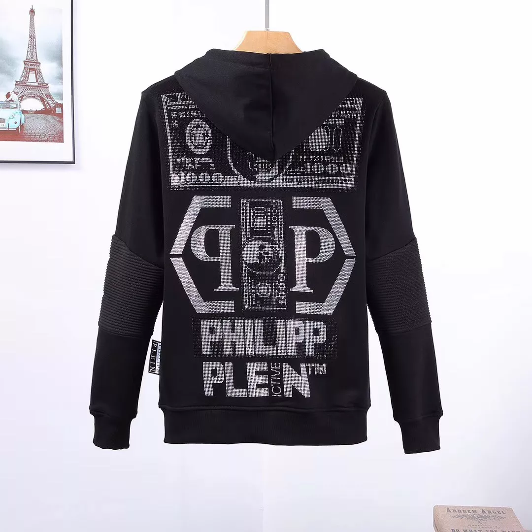 Fashionable 1670 Philipp Plein PP Tracksuits Long Sleeved For Men