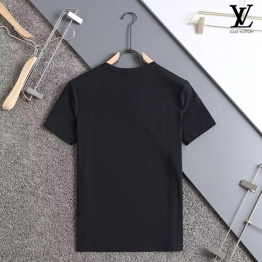 Fashionable 1743 Louis Vuitton LV T-Shirts Short Sleeved For Men