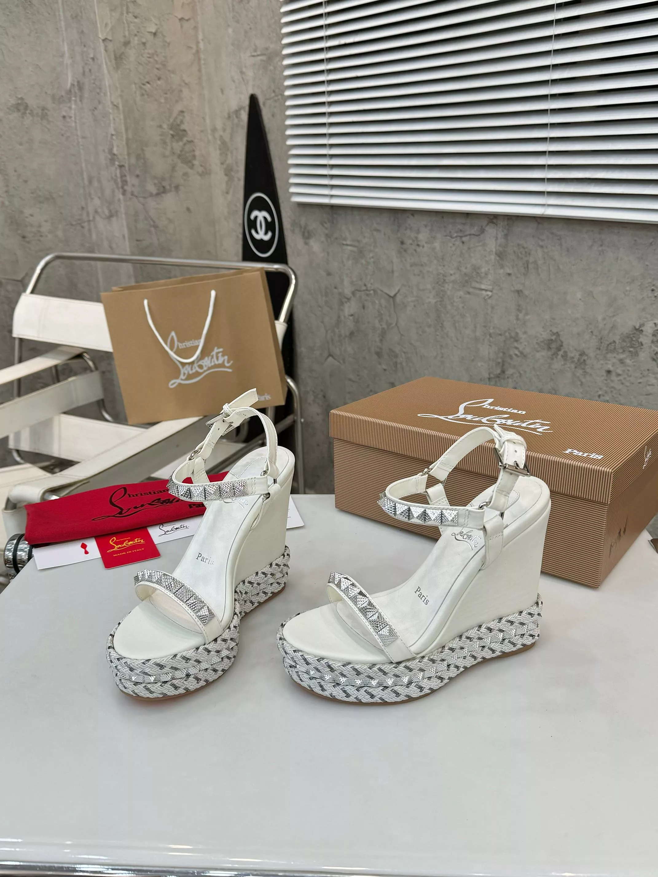 Fashionable 1748 Christian Louboutin Sandal For Women