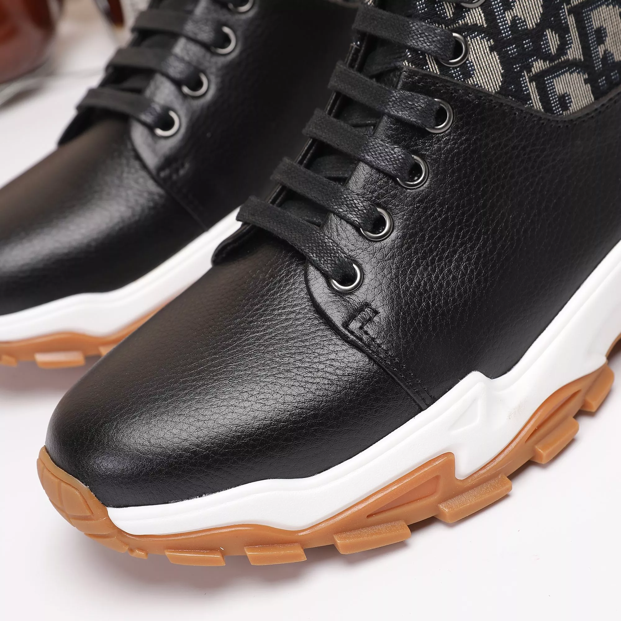 Fashionable 1916 Christian Dior High Top Shoes For Women