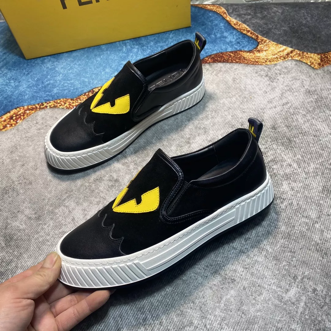 Fashionable 1940 Fendi Casual Shoes For Men