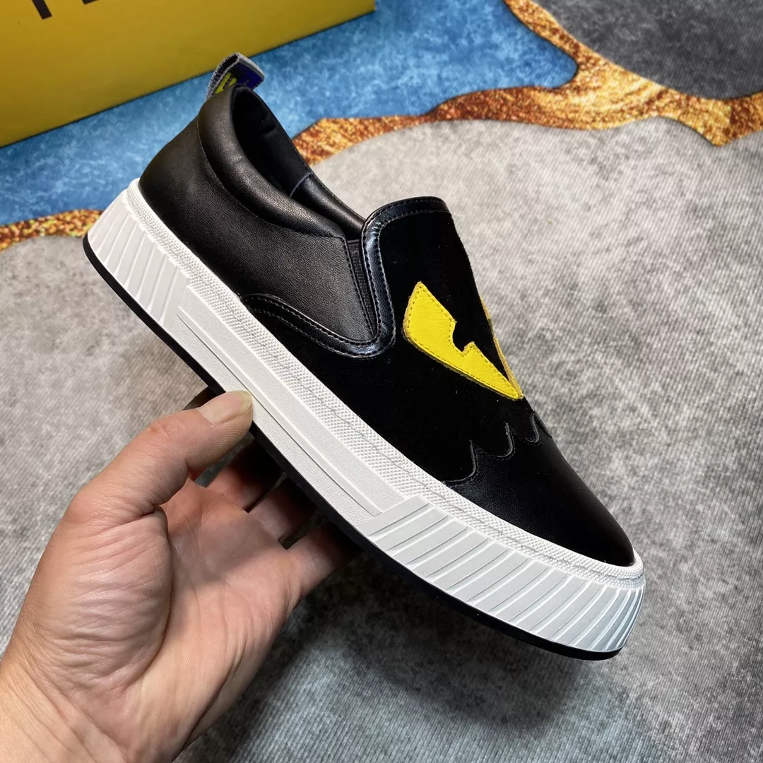 Fashionable 1940 Fendi Casual Shoes For Men