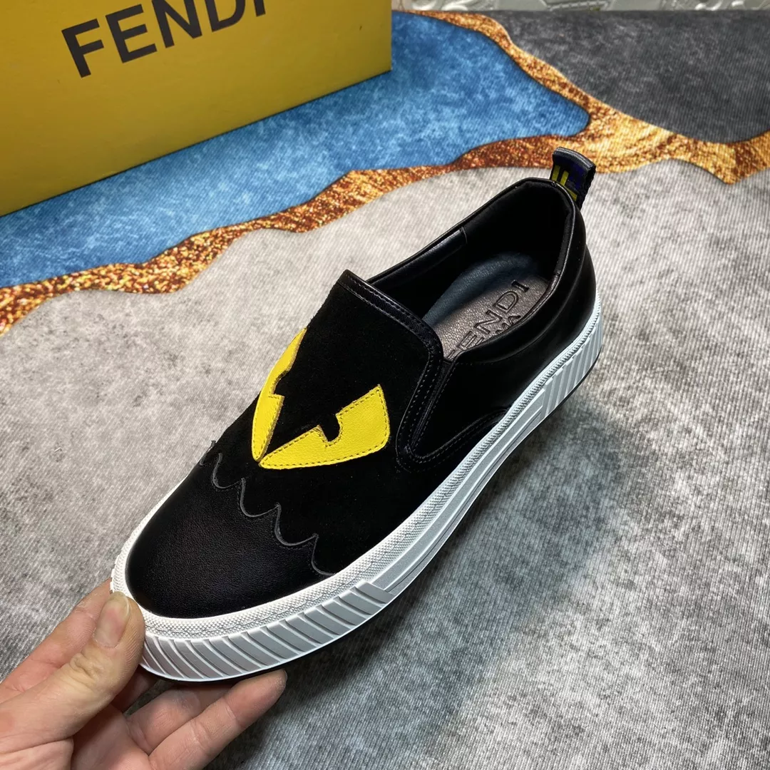 Fashionable 1940 Fendi Casual Shoes For Men