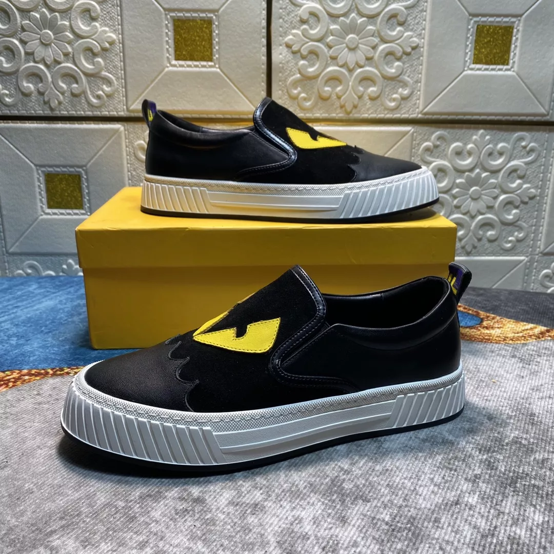 Fashionable 1940 Fendi Casual Shoes For Men