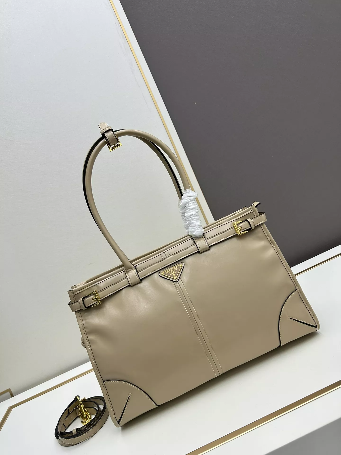 Fashionable 2384 Prada AAA Quality Handbags For Women