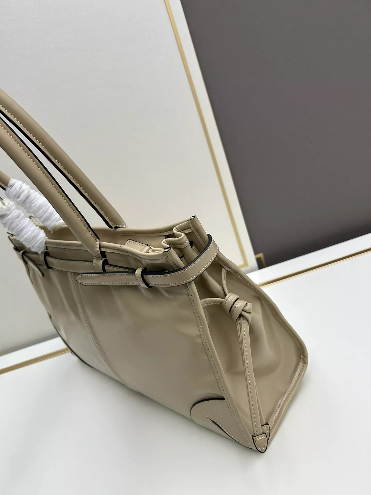 Fashionable 2384 Prada AAA Quality Handbags For Women