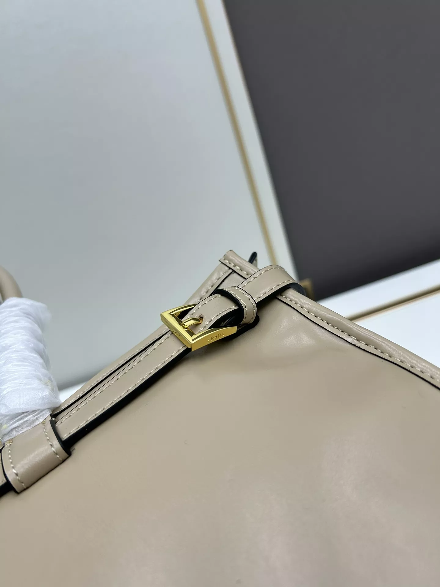 Fashionable 2384 Prada AAA Quality Handbags For Women