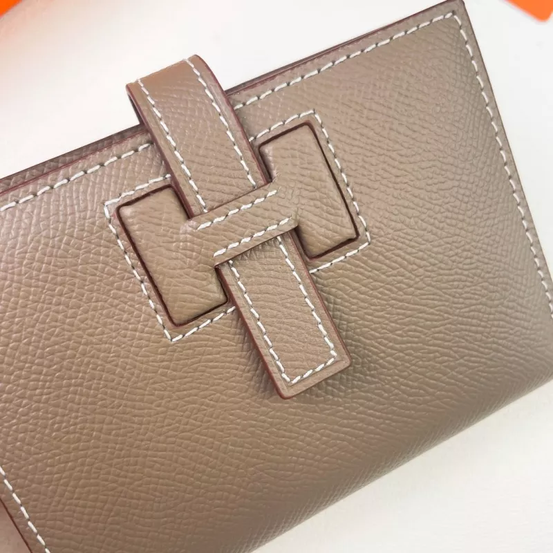 Fashionable 2404 Hermes Card Case