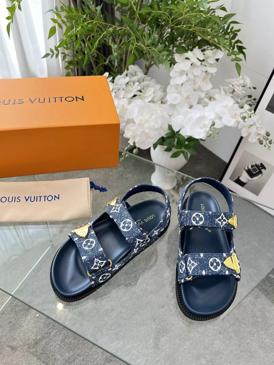 Fashionable 2439 Louis Vuitton Sandal For Women
