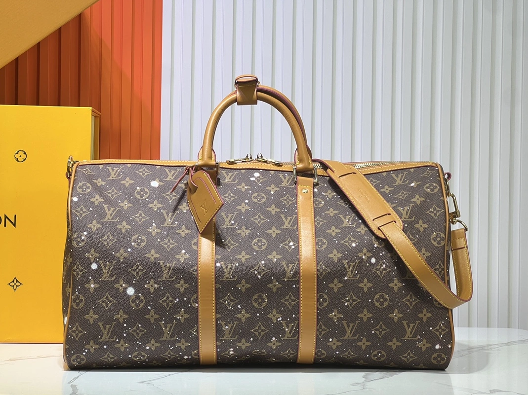 Fashionable 2440 Louis Vuitton Travel Bags