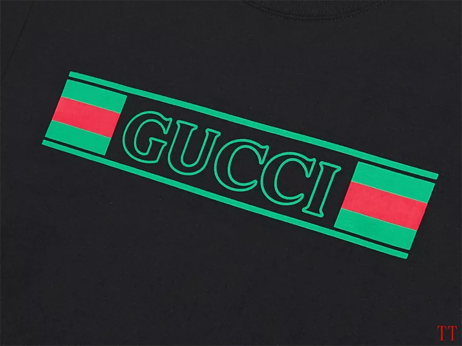 Fashionable 2661 Gucci T-Shirts Short Sleeved For Unisex
