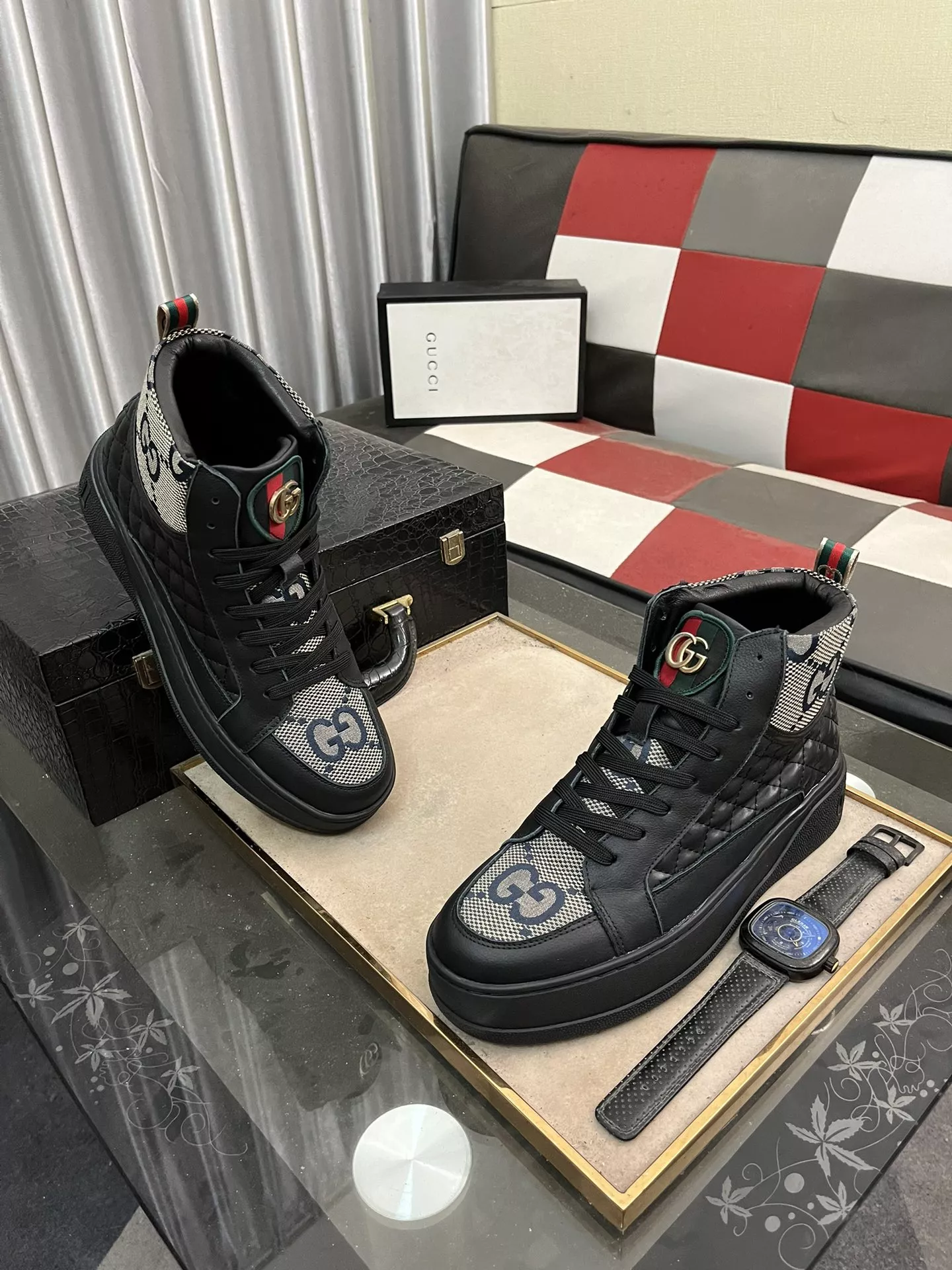 Fashionable 2701 Gucci High Tops Shoes For Men