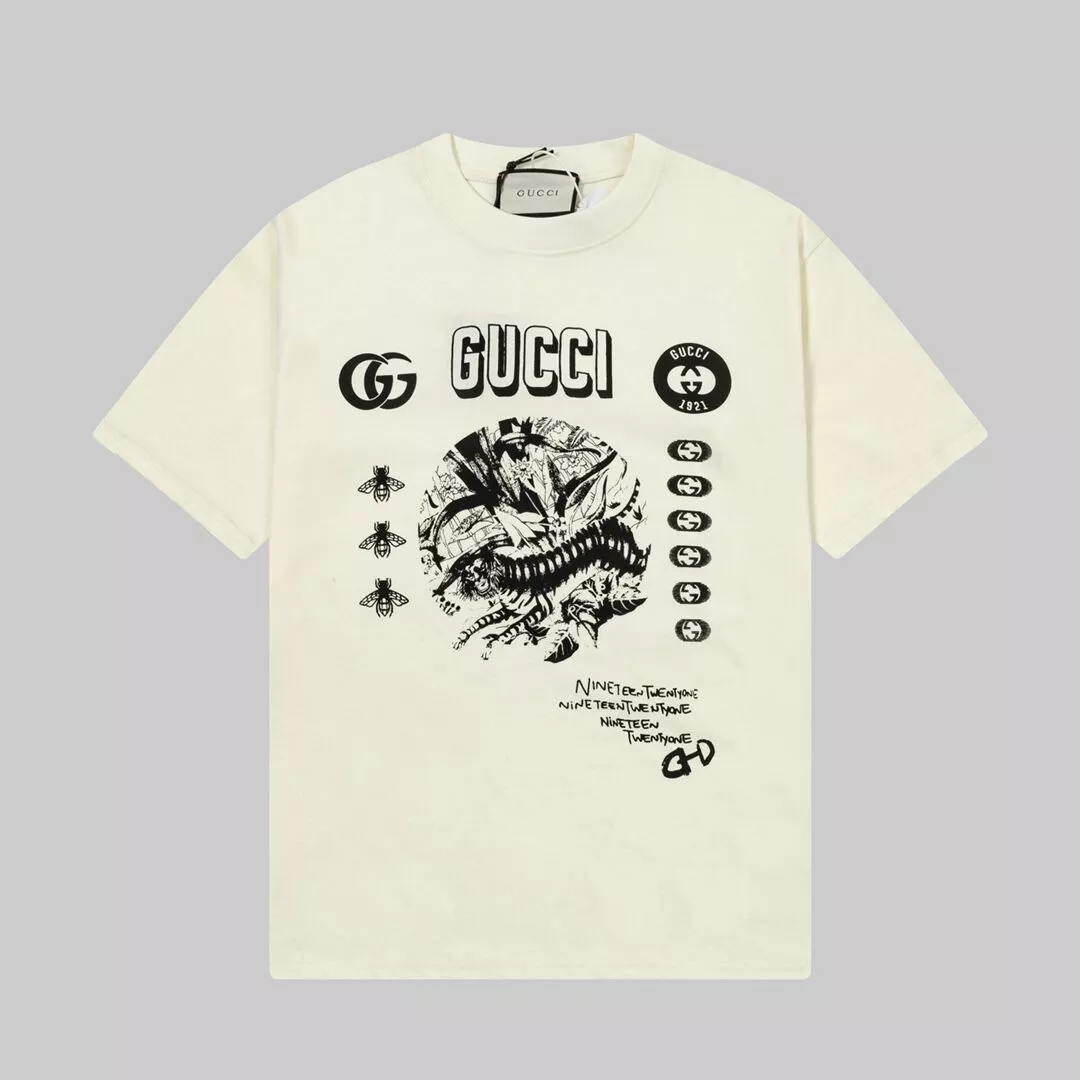 Fashionable 2882 Gucci T-Shirts Short Sleeved For Unisex