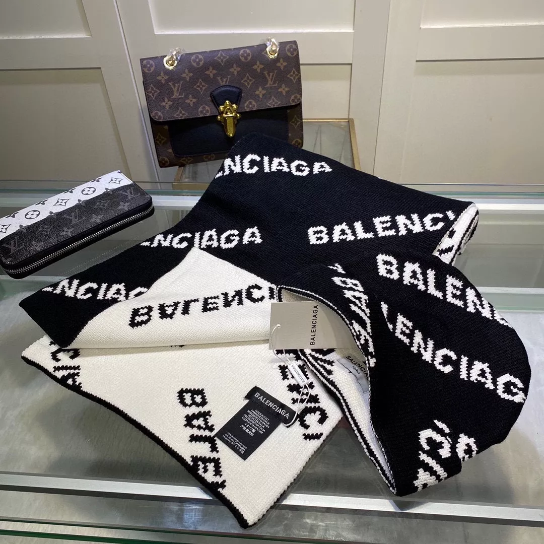 Fashionable 2888 Balenciaga Hat and Scarf Set
