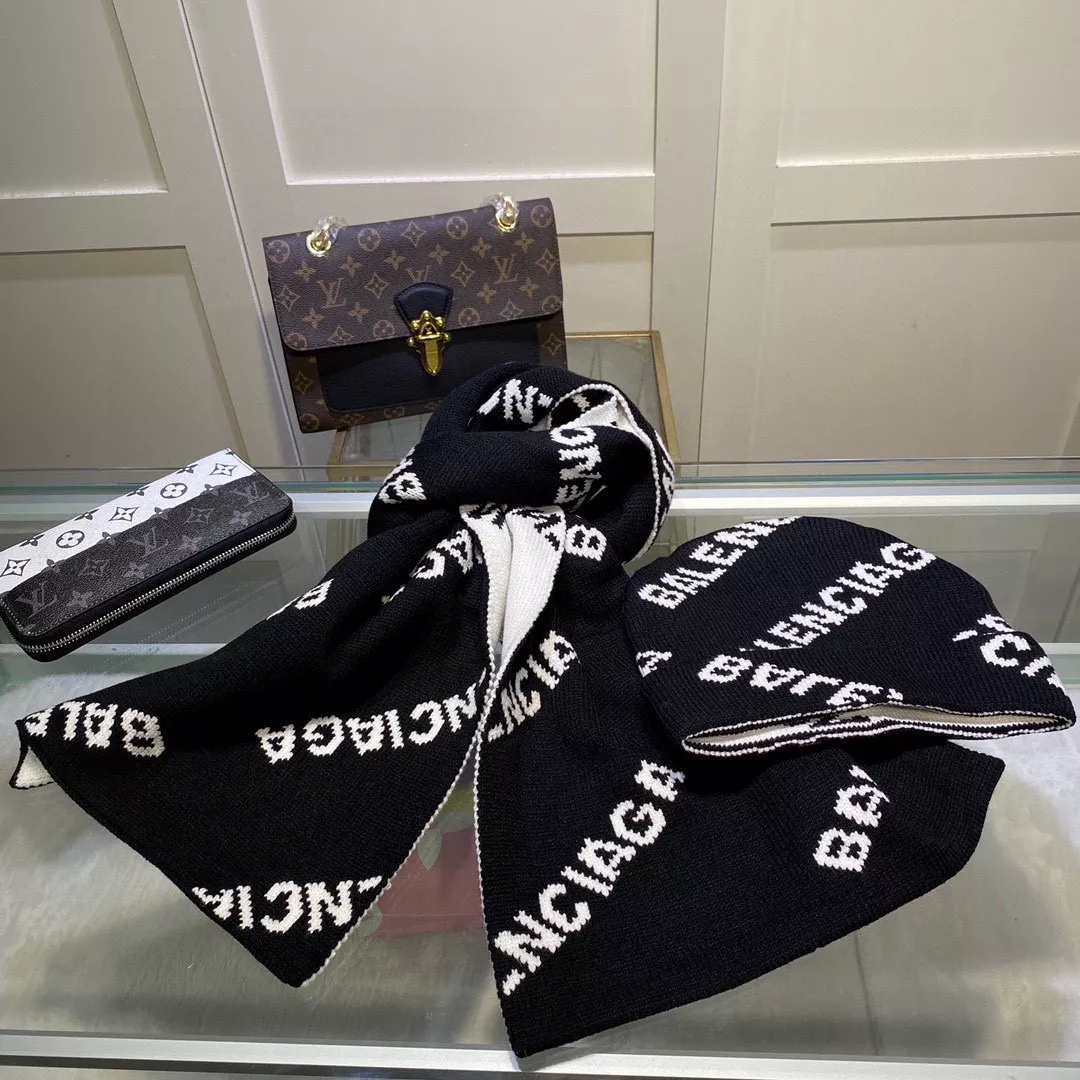 Fashionable 2888 Balenciaga Hat and Scarf Set