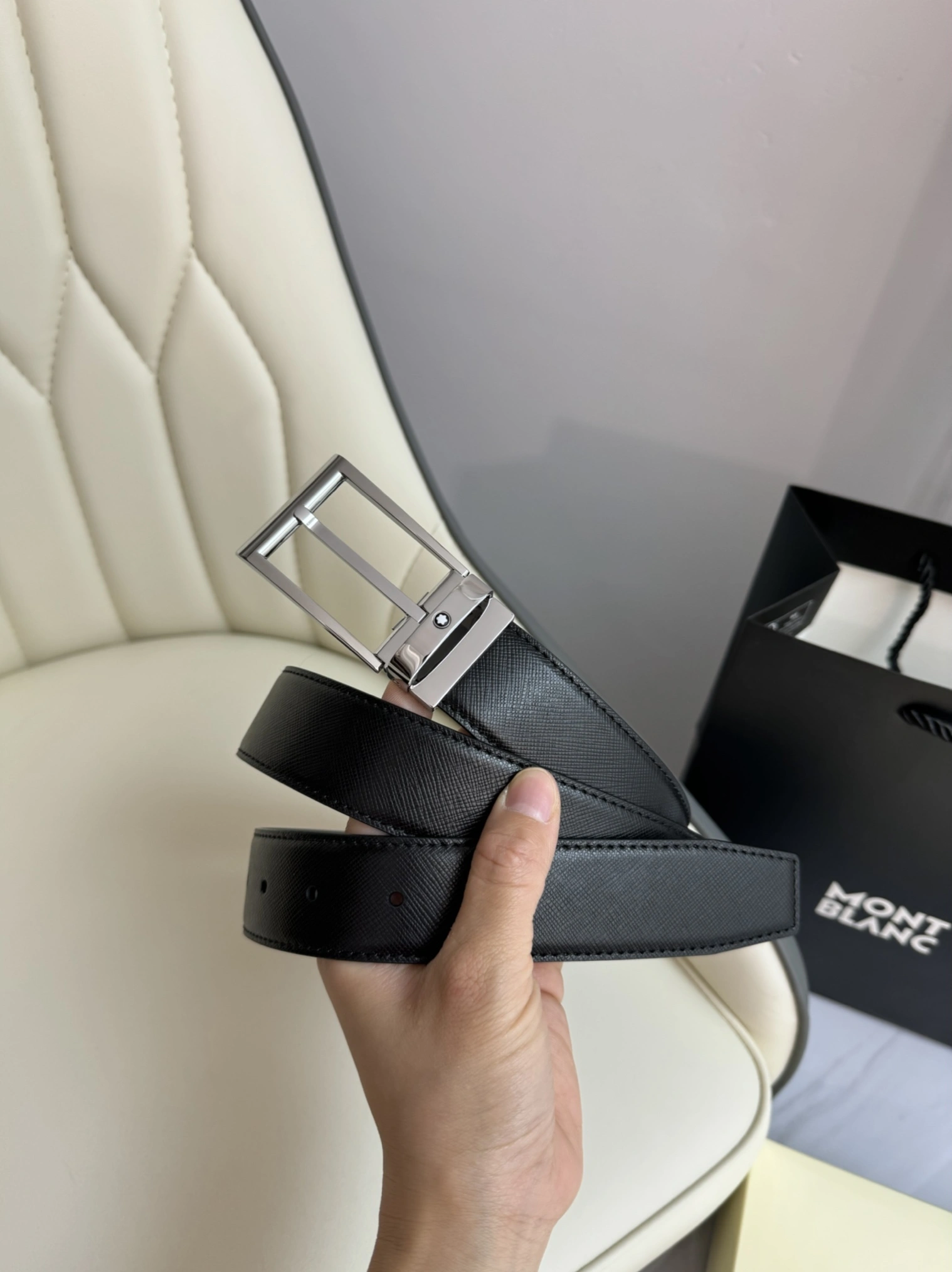 Fashionable 3050 Montblanc AAA Quality Belts For Men