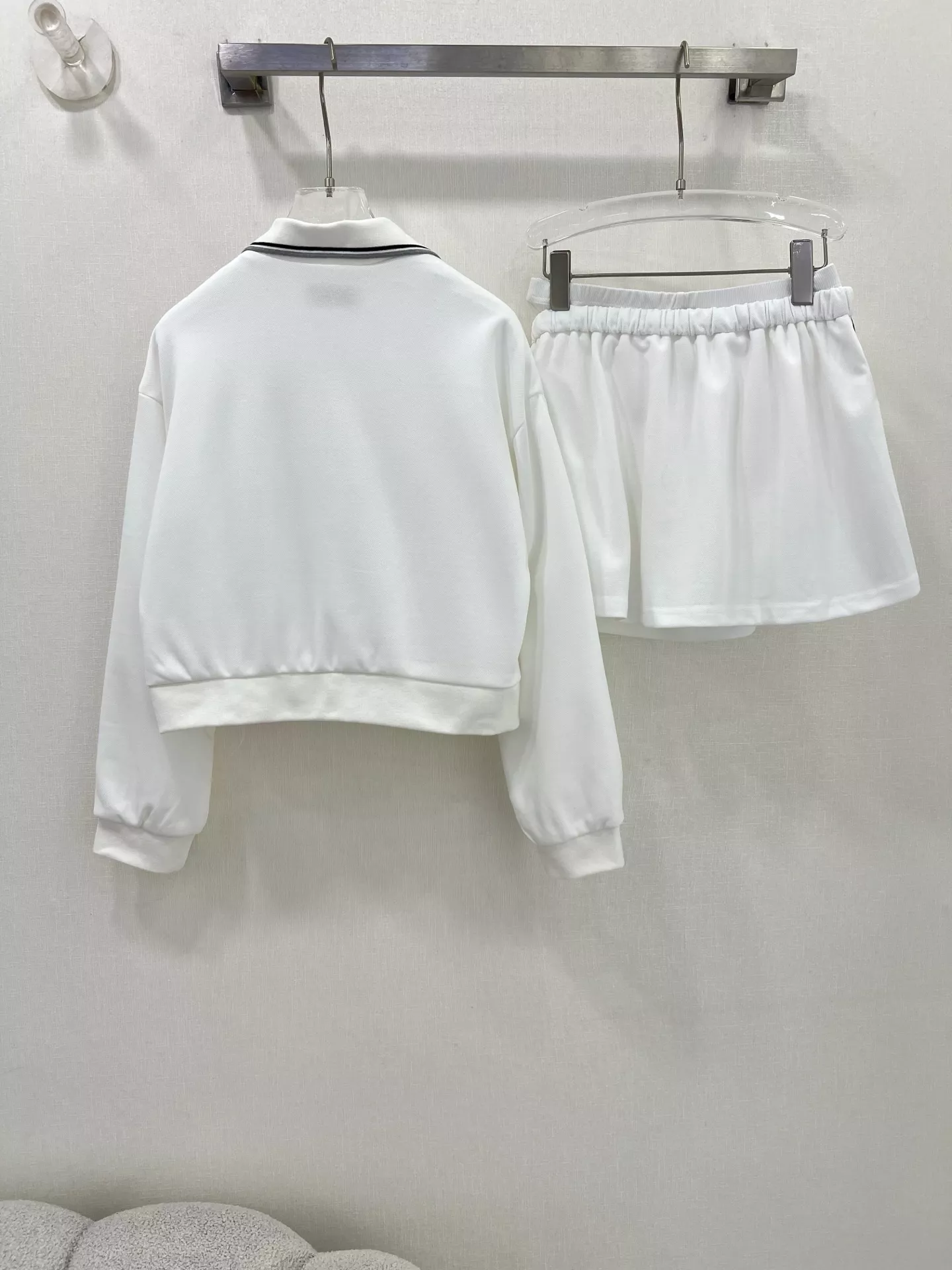 Fashionable 3260 MIU MIU Tracksuits Long Sleeved For Women