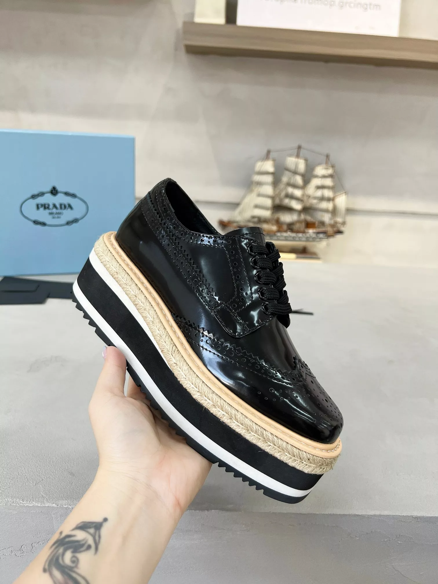 Fashionable 3461 Prada Casual Shoes For Women