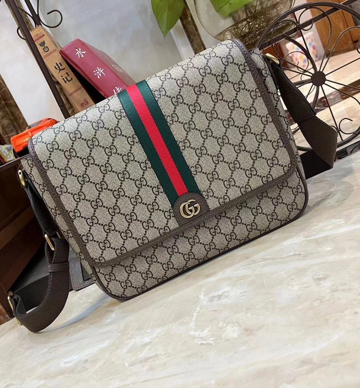 Fashionable 3606 Gucci AAA Man Messenger Bags