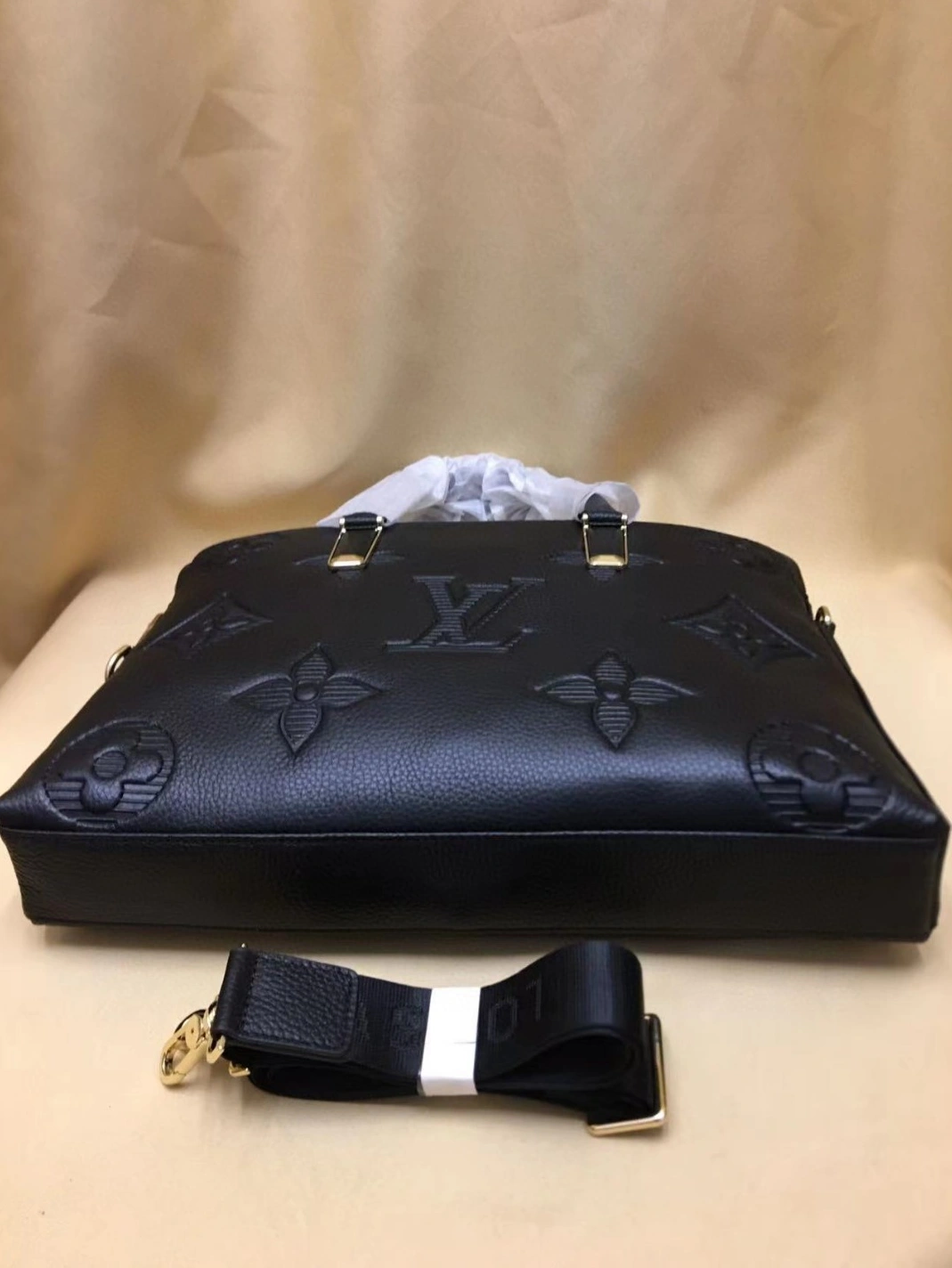 Fashionable 3613 Louis Vuitton AAA Man Handbags