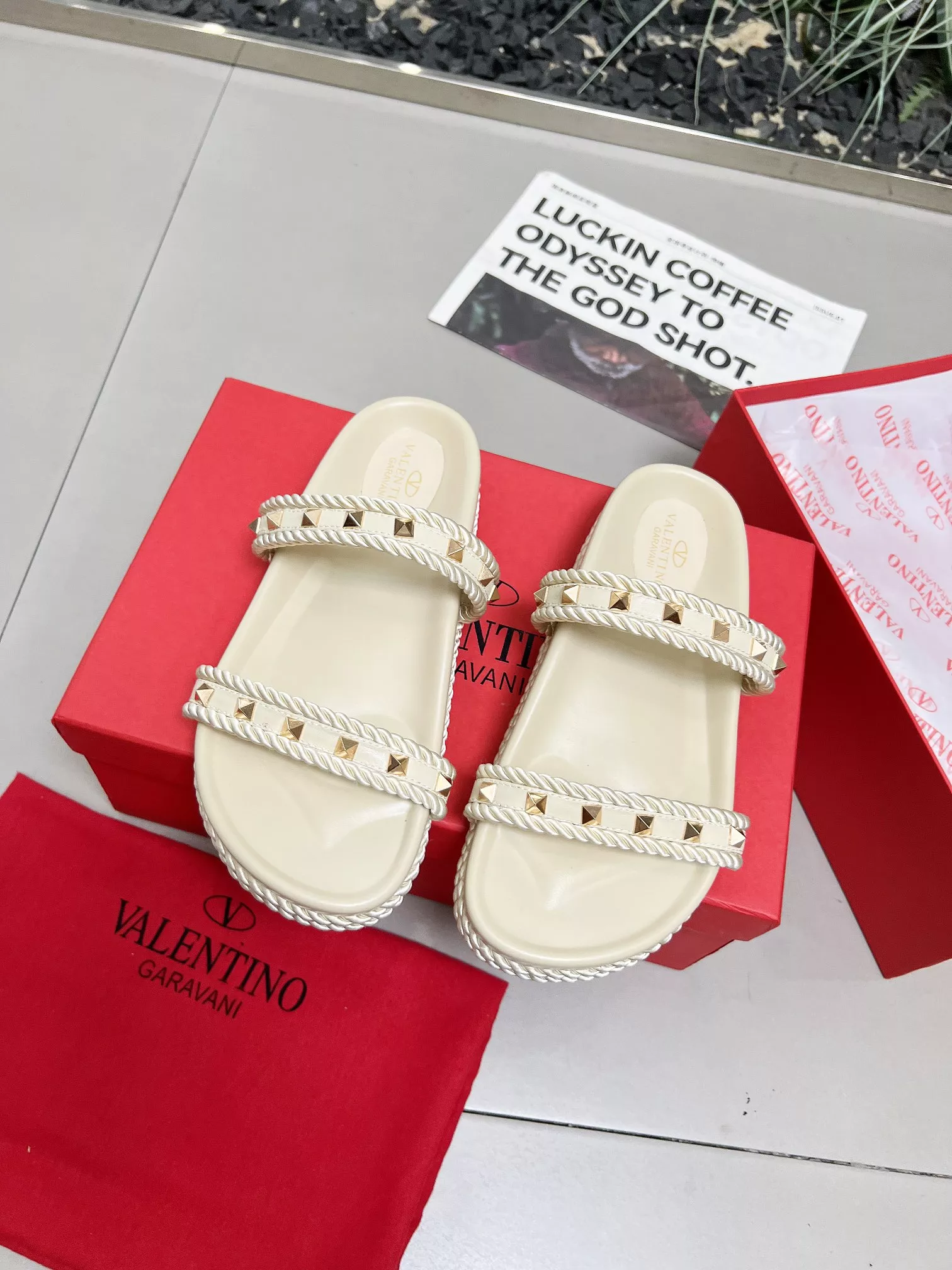 Fashionable 3660 Valentino Slippers For Women