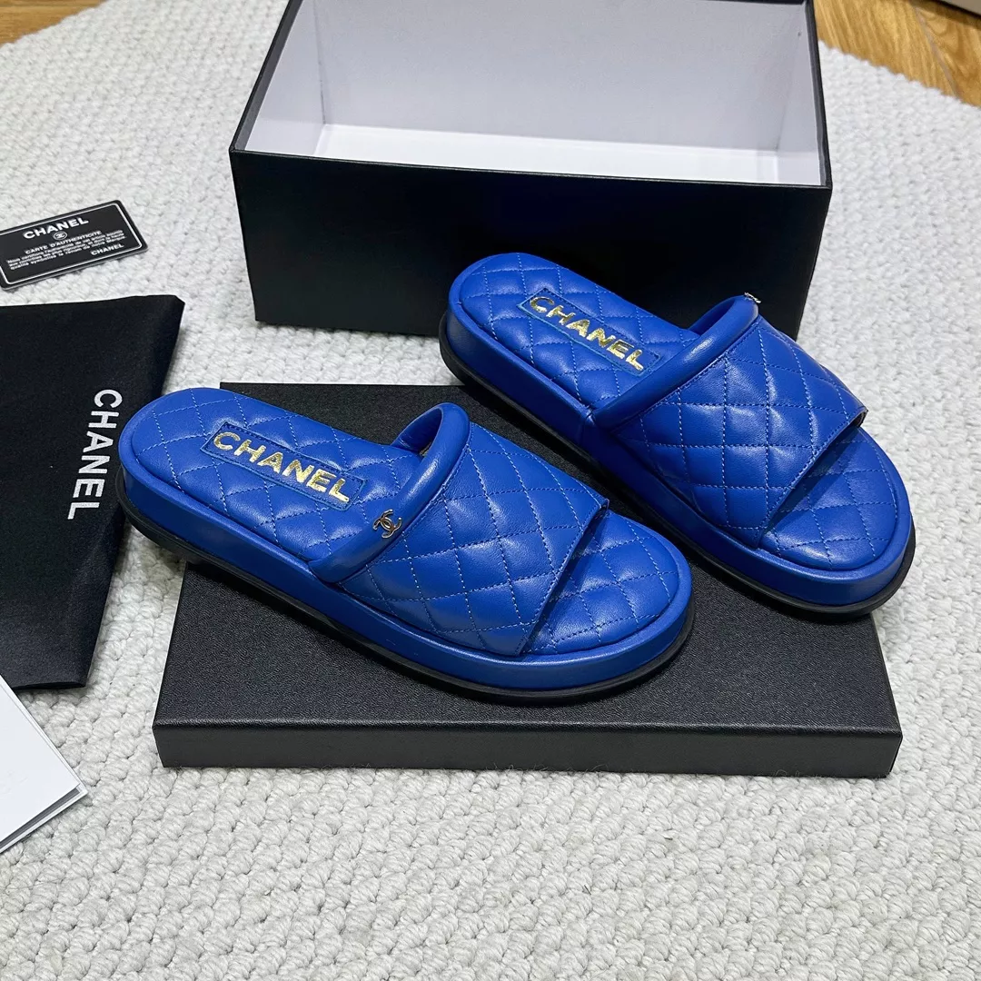 Fashionable 3709 Chanel Slippers For Women