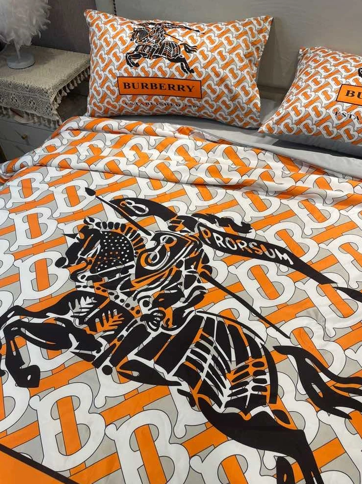 Fashionable 3815 Burberry Bedding