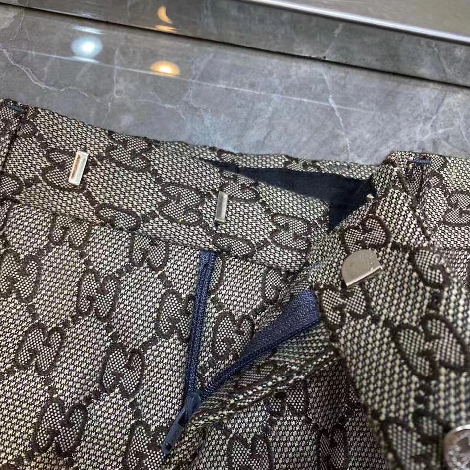 Fashionable 3862 Gucci Pants For Men