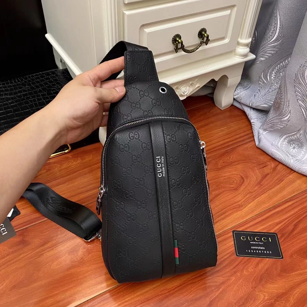 Fashionable 3991 Gucci AAA Man Messenger Bags