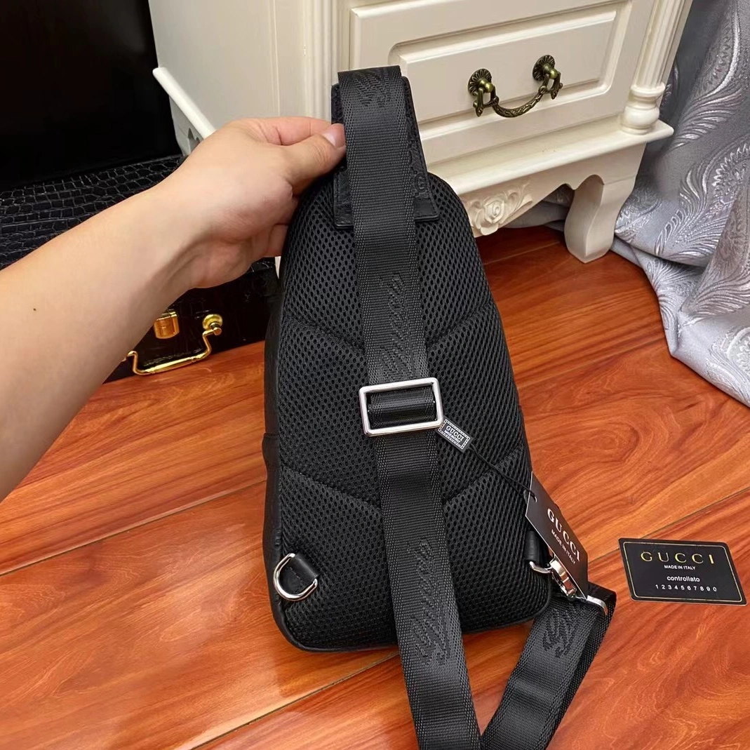 Fashionable 3991 Gucci AAA Man Messenger Bags