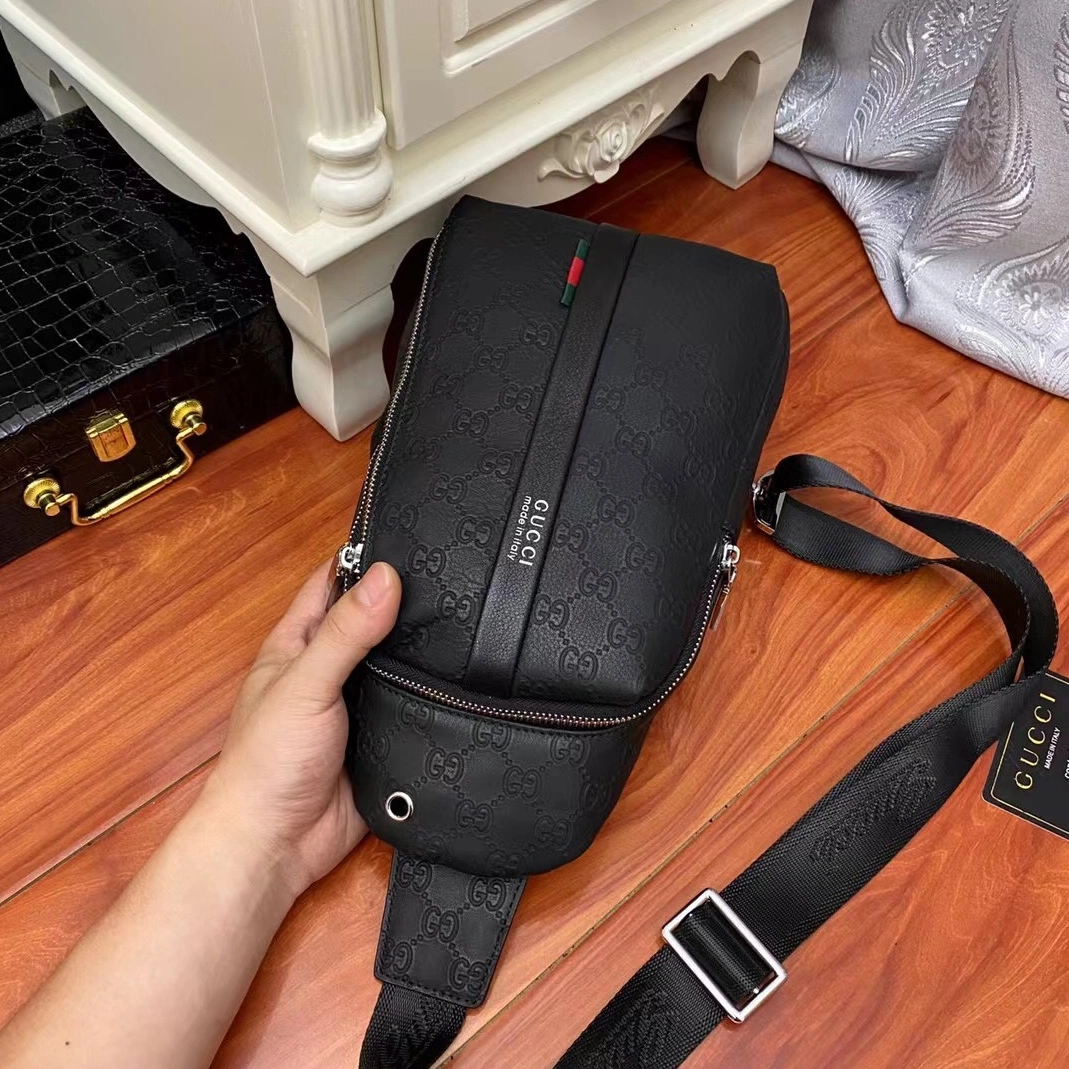 Fashionable 3991 Gucci AAA Man Messenger Bags