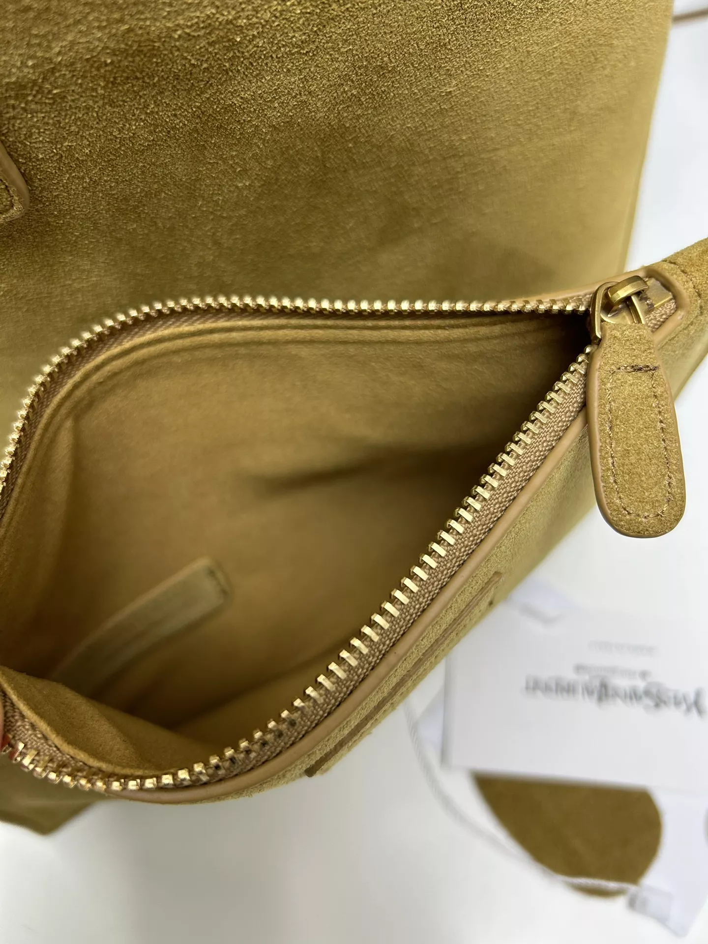 Fashionable 4000 Yves Saint Laurent YSL AAA Quality Shoulder Bags For Women