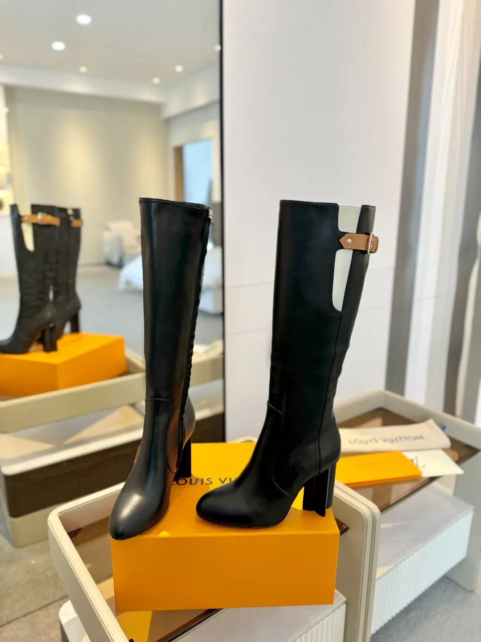 Fashionable 4111 Louis Vuitton Boots For Women