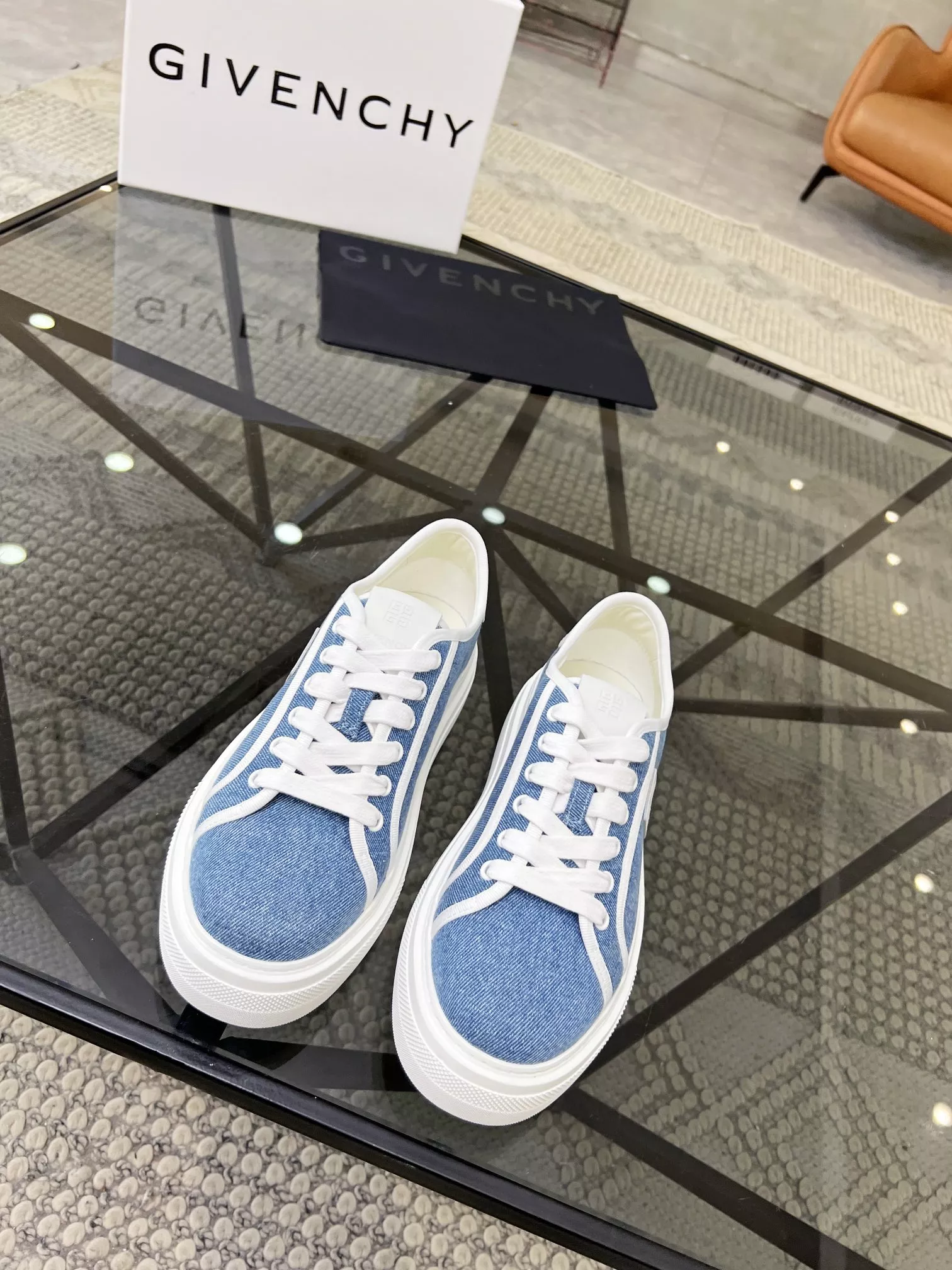 Fashionable 4221 Givenchy Casual Shoes For Men