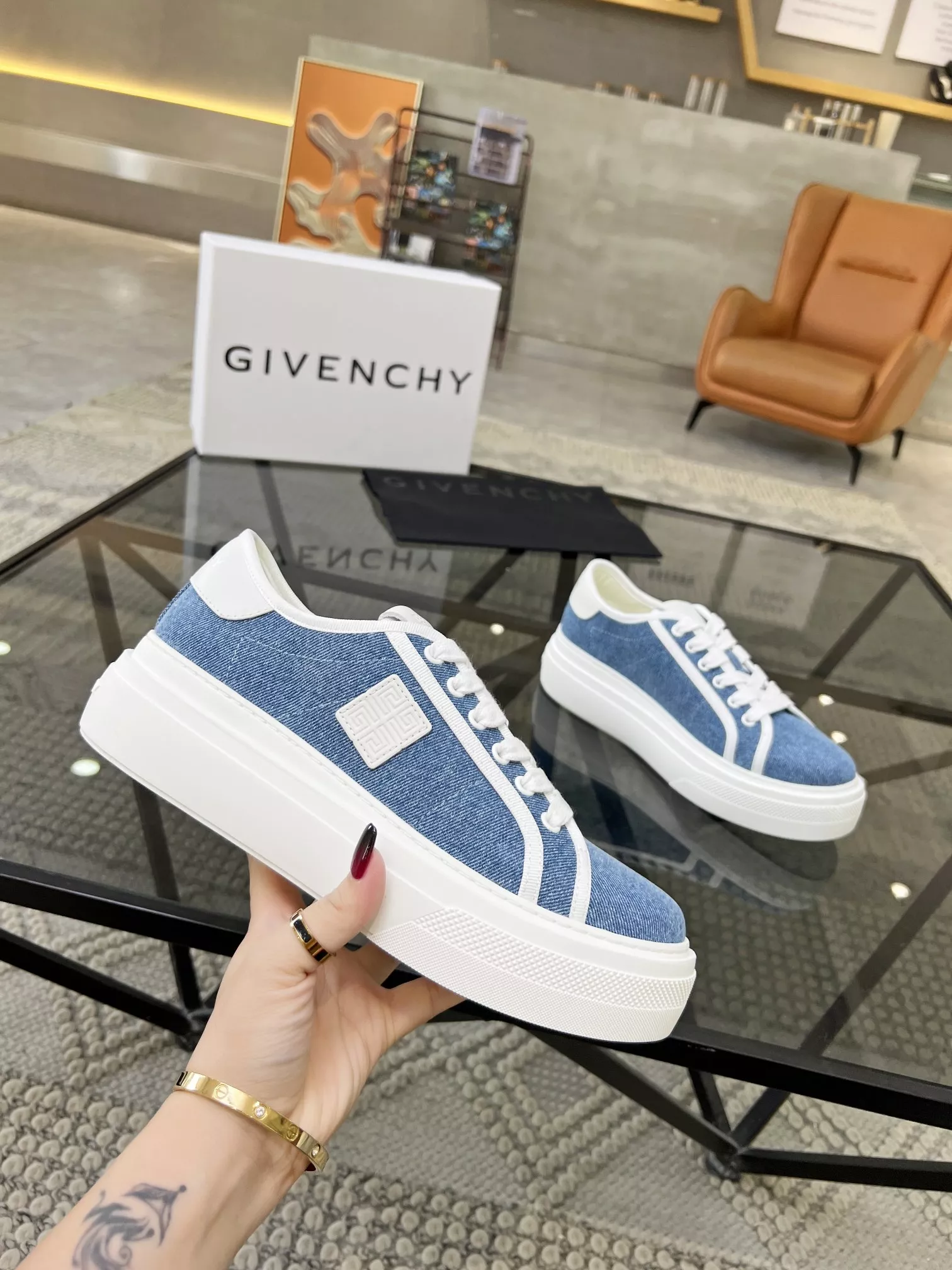 Fashionable 4221 Givenchy Casual Shoes For Men