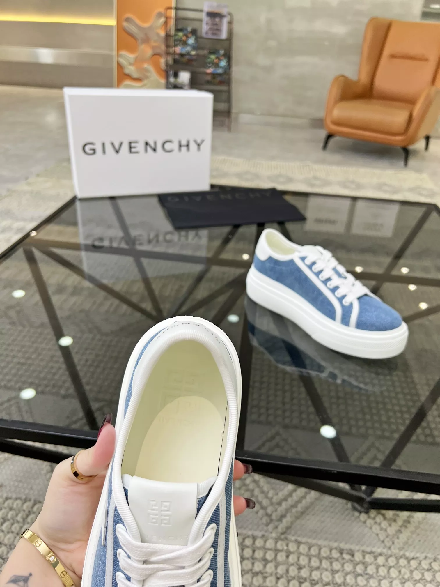 Fashionable 4221 Givenchy Casual Shoes For Men