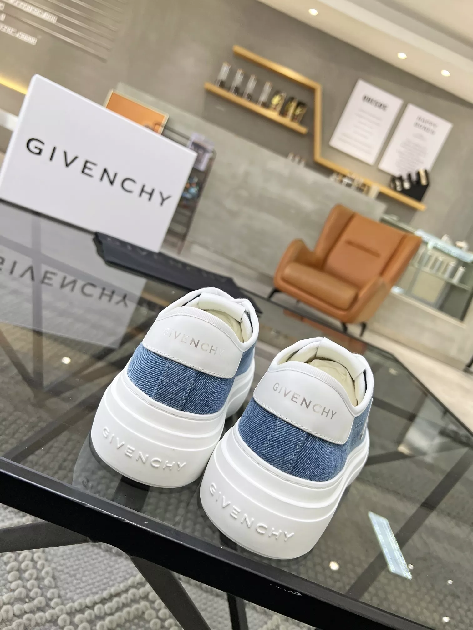 Fashionable 4221 Givenchy Casual Shoes For Men
