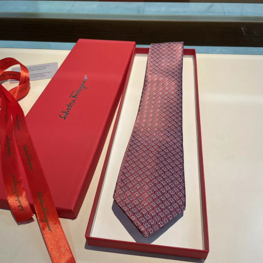 Fashionable 4251 Salvatore Ferragamo Necktie
