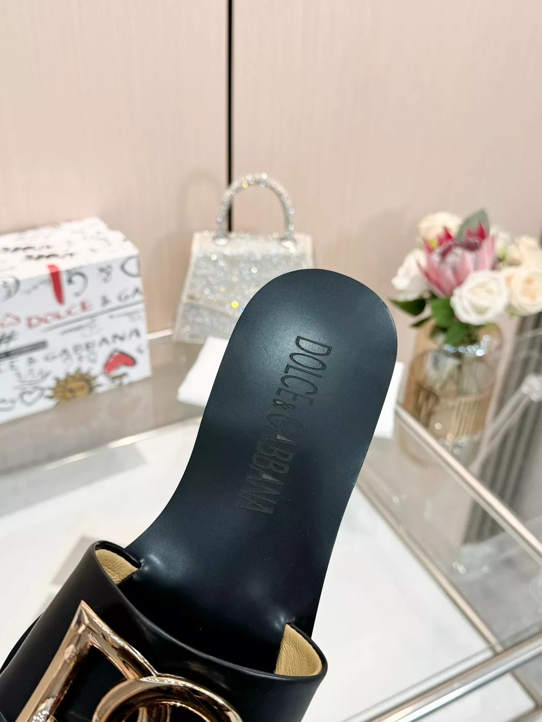 Fashionable 4287 Dolce & Gabbana D&G Slippers For Women
