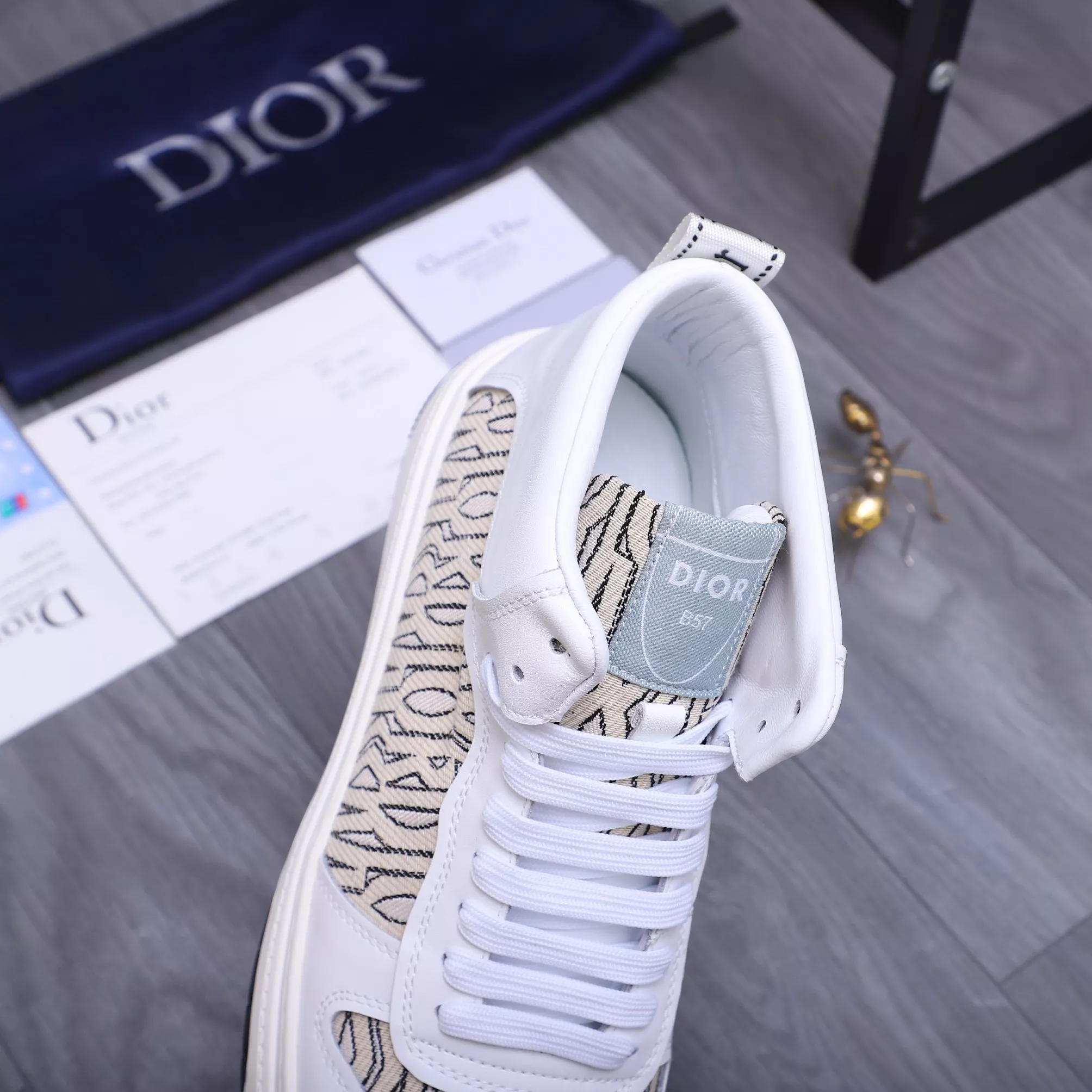 Fashionable 4304 Christian Dior High Top Shoes For Men