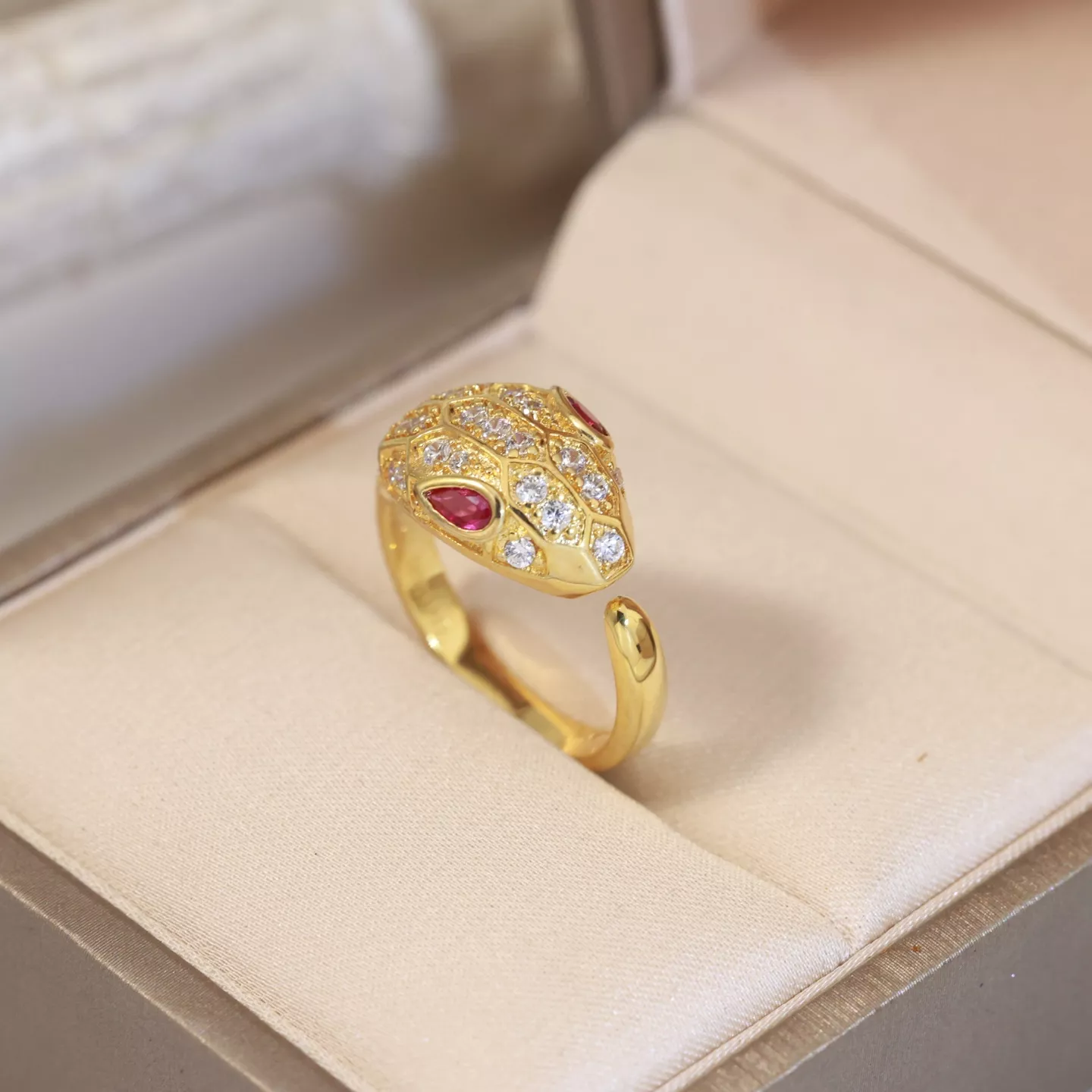 Fashionable 4340 Bvlgari Rings