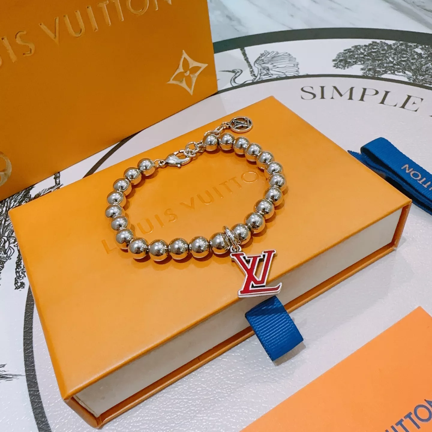 Fashionable 443 Louis Vuitton LV Bracelets