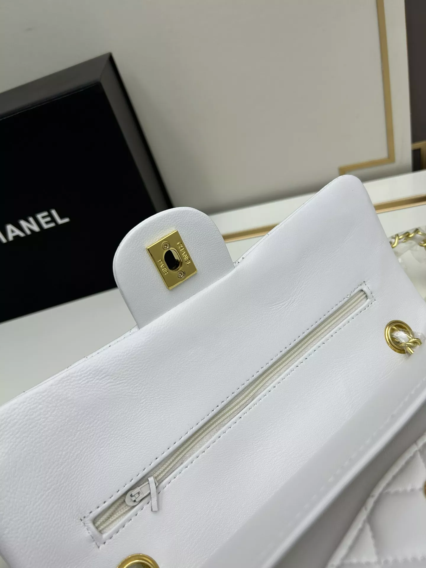 Fashionable 4483 Chanel AAA Quality Shoulder Bags For Women