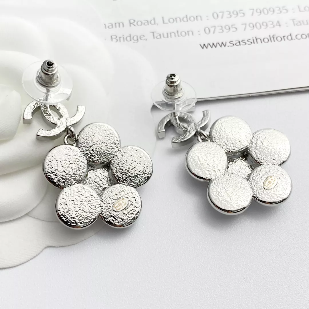 Fashionable 449 Chanel Earrings For Women