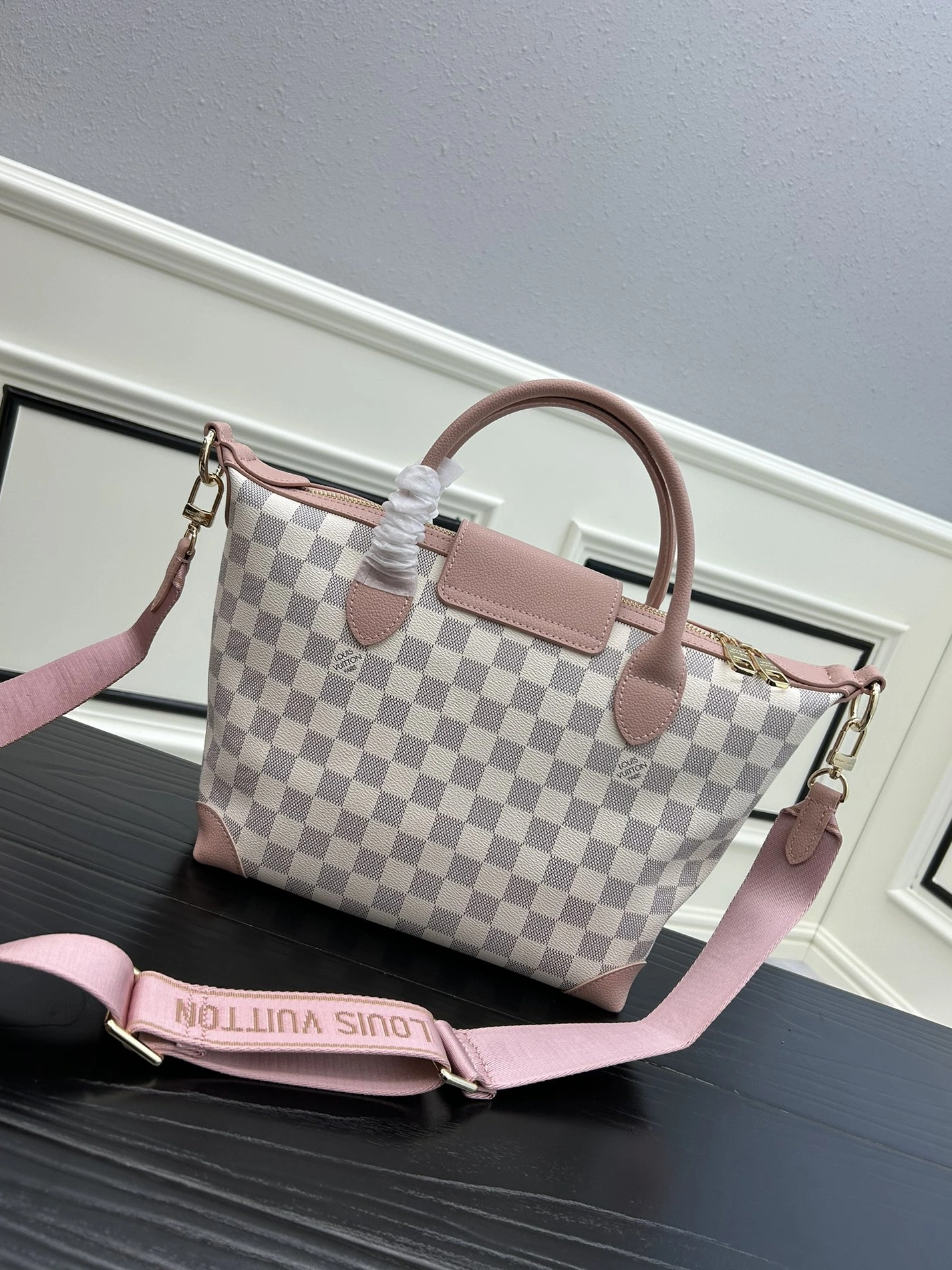 Fashionable 4628 Louis Vuitton AAA Quality Handbags For Women