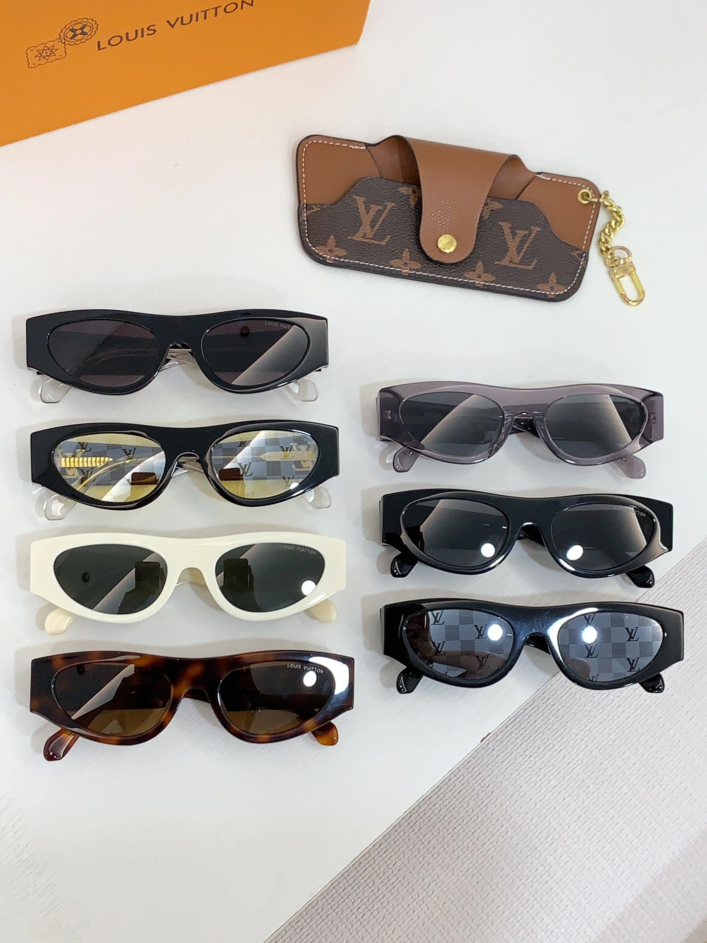 Fashionable 4774 Louis Vuitton AAA Quality Sunglasses